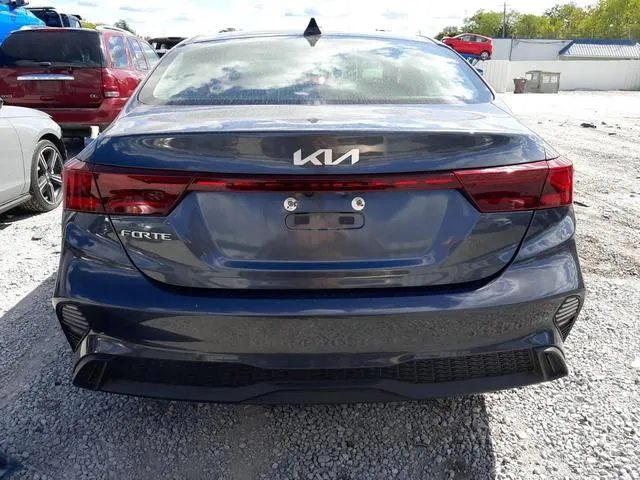 3KPF24AD6RE725085 2024 2024 KIA Forte- LX 6