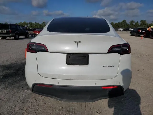 7SAYGDEEXNF437882 2022 2022 Tesla MODEL Y 6