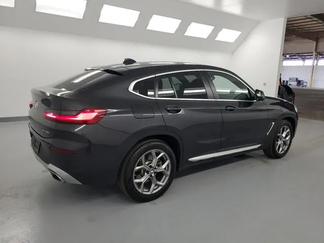 5UX33DT05R9V31869 2024 2024 BMW X4- Xdrive30I 3