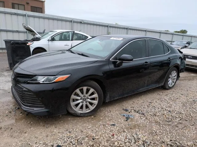 4T1B11HK2JU079677 2018 2018 Toyota Camry- L 1