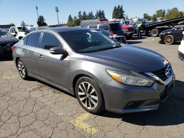 1N4AL3AP7HC196592 2017 2017 Nissan Altima- 2-5 4