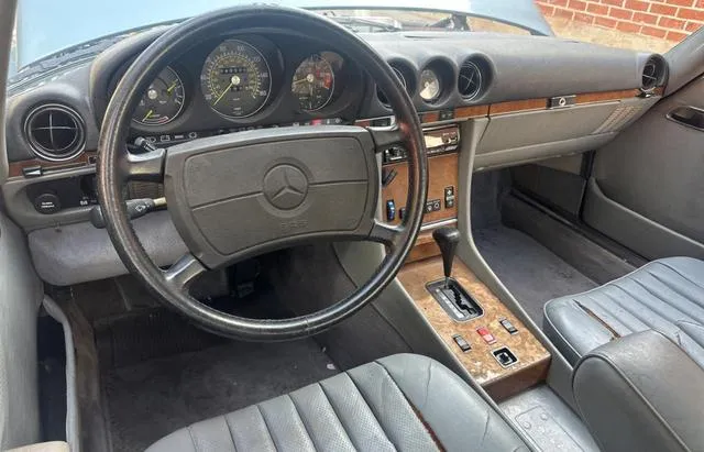 WDBBA48D3JA089819 1988 1988 Mercedes-Benz 560- SL 9