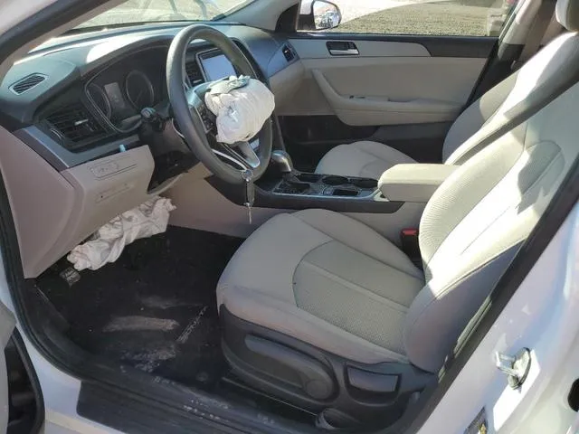 5NPE24AF6KH761051 2019 2019 Hyundai Sonata- SE 7