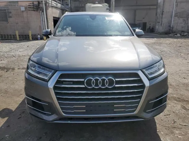 WA1LHAF71JD001372 2018 2018 Audi Q7- Premium Plus 5