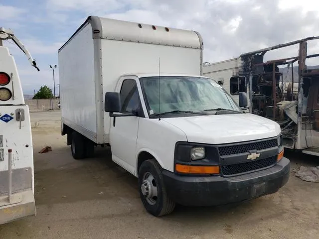 1GBJG31U571155722 2007 2007 Chevrolet Express 4