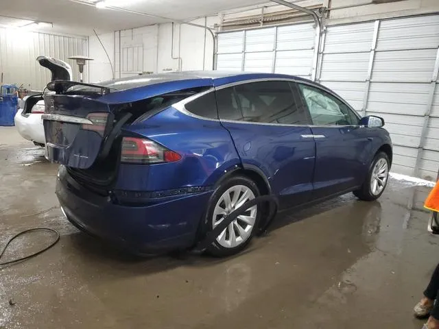 5YJXCDE22LF306226 2020 2020 Tesla MODEL X 3