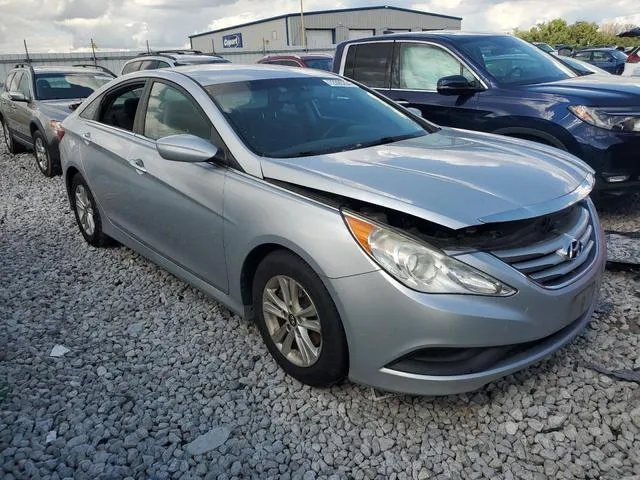 5NPEB4AC2EH837519 2014 2014 Hyundai Sonata- Gls 4