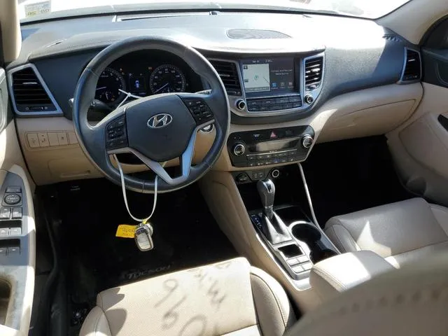 KM8J33A48JU715452 2018 2018 Hyundai Tucson- Sel 8