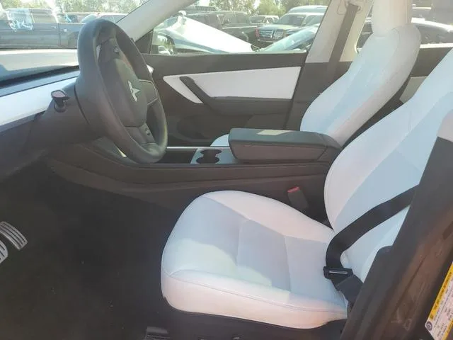 5YJYGDEF2MF197103 2021 2021 Tesla MODEL Y 7