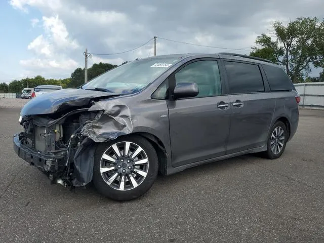 5TDDZ3DC1LS234761 2020 2020 Toyota Sienna- Xle 1