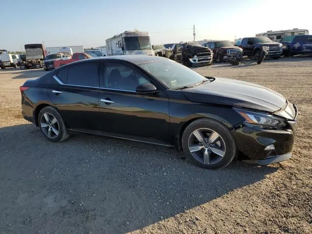 1N4BL4EV3MN330452 2021 2021 Nissan Altima- SL 4