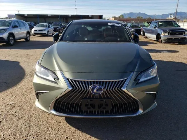 58AEA1C11MU001819 2021 2021 Lexus ES- 300H Luxury 5