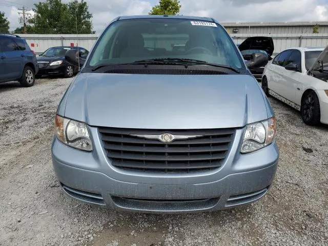 1A4GP45R26B746756 2006 2006 Chrysler Town and Country 5