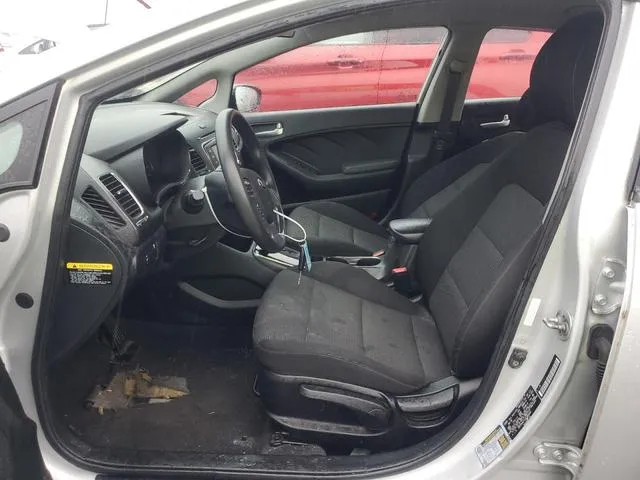 3KPFK4A71JE280608 2018 2018 KIA Forte- LX 7