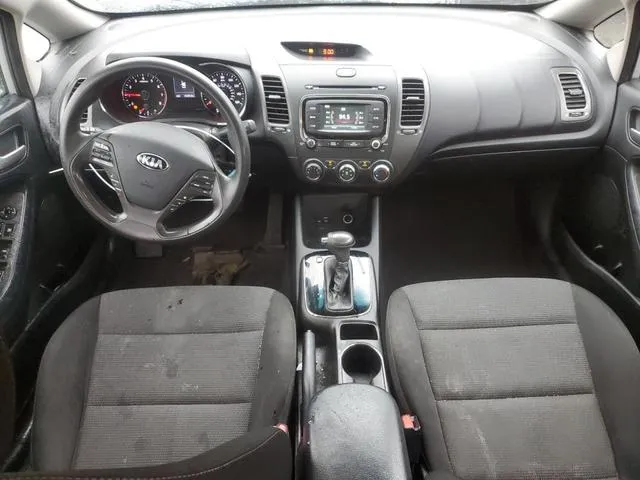 3KPFK4A71JE280608 2018 2018 KIA Forte- LX 8