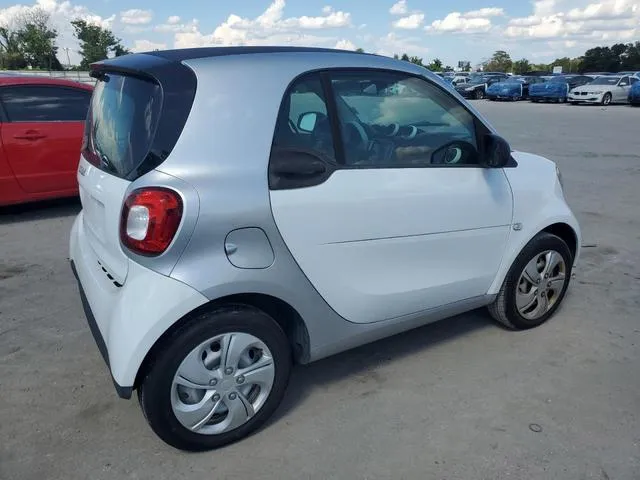 WMEFJ5DA3GK140275 2016 2016 Smart Fortwo 3