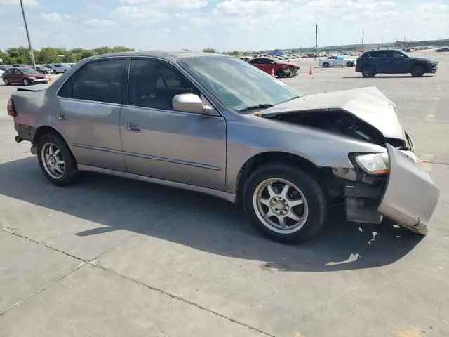 JHMCG5661YC028786 2000 2000 Honda Accord- EX 4