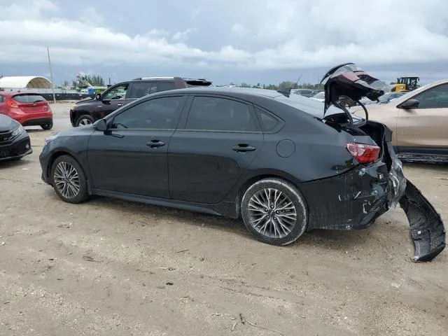 3KPF54AD8PE628684 2023 2023 KIA Forte- Gt Line 2