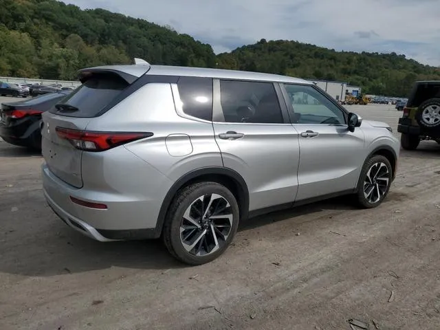 JA4J4UA88NZ067284 2022 2022 Mitsubishi Outlander- SE 3