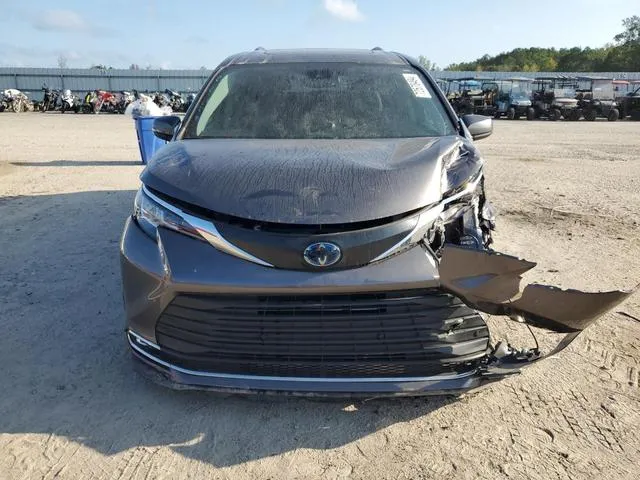 5TDYSKFC3NS070199 2022 2022 Toyota Sienna- Xle 5