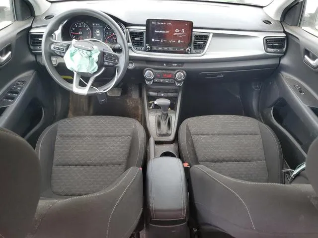 3KPA24AD9NE438442 2022 2022 KIA Rio- LX 8