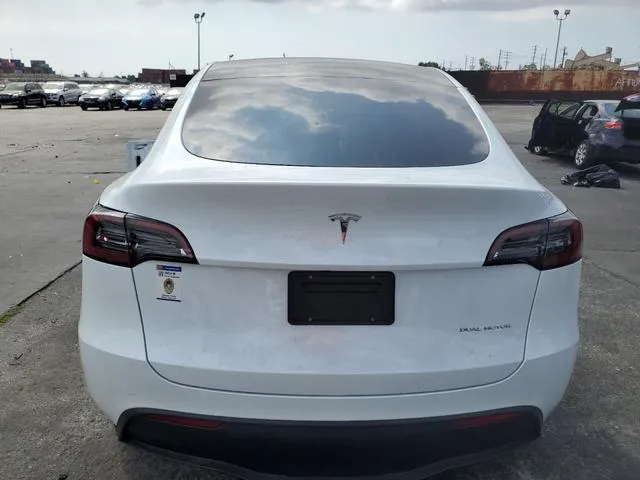 7SAYGAEE1RF064428 2024 2024 Tesla MODEL Y 6