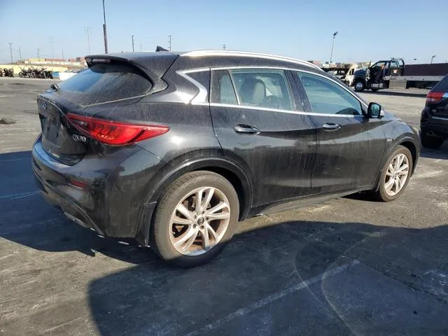 SJKCH5CPXKA008371 2019 2019 Infiniti QX30- Pure 3