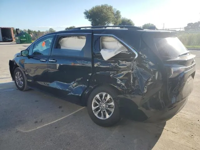 5TDYRKEC5PS162303 2023 2023 Toyota Sienna- Xle 2