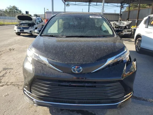 5TDYRKEC5PS162303 2023 2023 Toyota Sienna- Xle 5