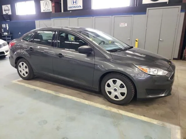 1FADP3E28JL208142 2018 2018 Ford Focus- S 4