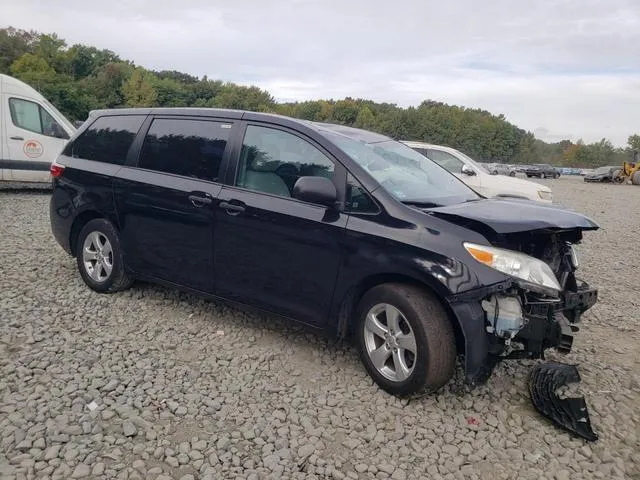 5TDZZ3DCXHS779662 2017 2017 Toyota Sienna 4