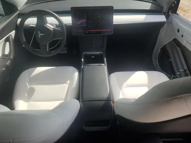 5YJYGDEE8MF256825 2021 2021 Tesla MODEL Y 8