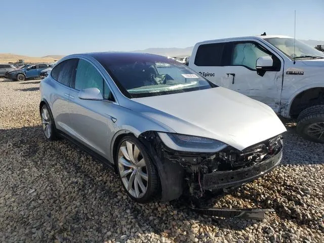 5YJXCAE47HF052133 2017 2017 Tesla MODEL X 4