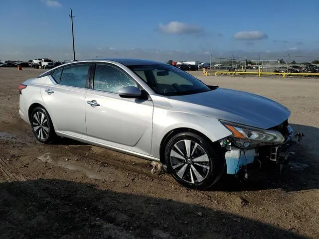 1N4BL4DV5MN328252 2021 2021 Nissan Altima- SV 4