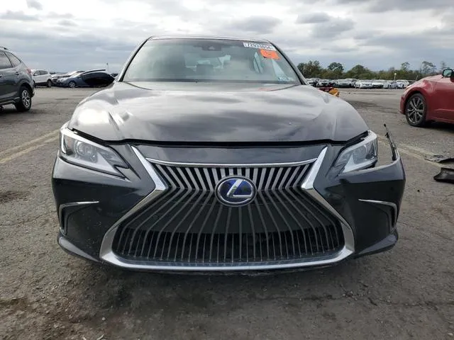 58ADA1C17MU005627 2021 2021 Lexus ES- 300H 5