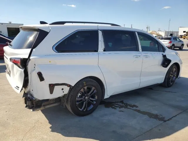 5TDCSKFC3RS120969 2024 2024 Toyota Sienna- Xse 3