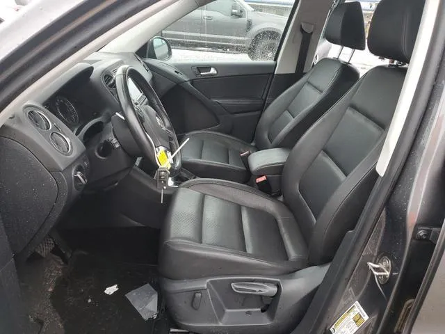 WVGAV7AX2FW571632 2015 2015 Volkswagen Tiguan- S 7