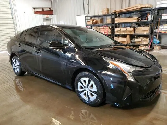 JTDKARFUXJ3059559 2018 2018 Toyota Prius 4