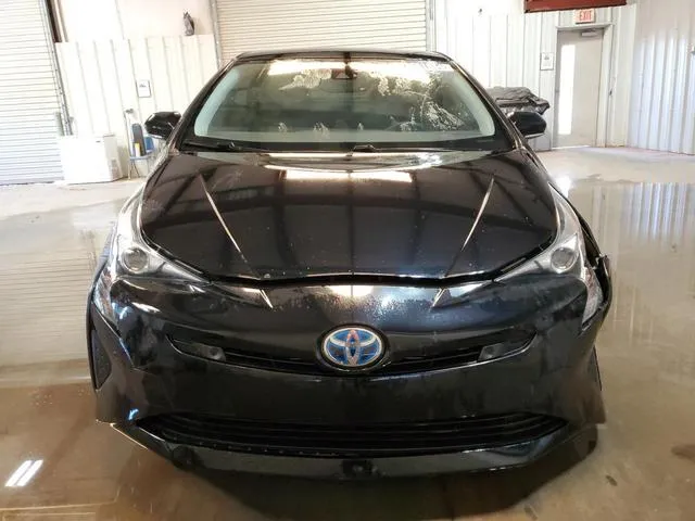 JTDKARFUXJ3059559 2018 2018 Toyota Prius 5