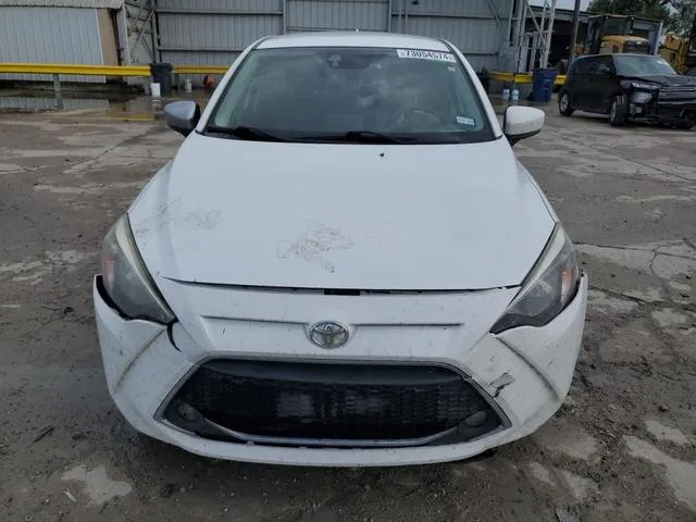 3MYDLBJV4LY700470 2020 2020 Toyota Yaris- LE 5