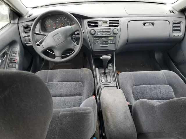 1HGCG3247XA027860 1999 1999 Honda Accord- LX 8