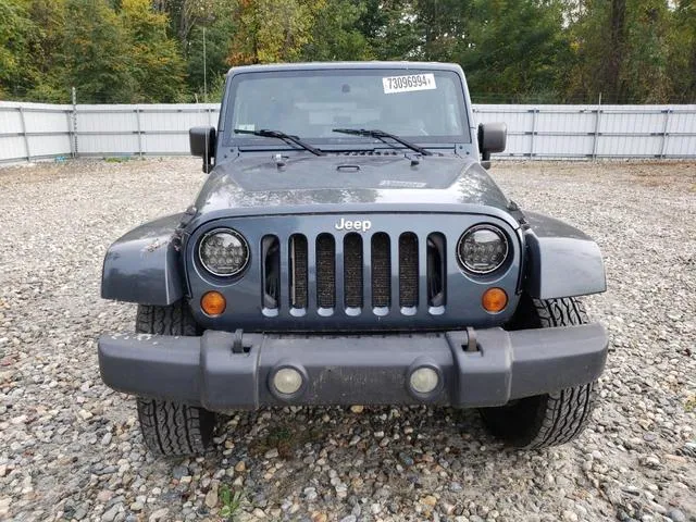 1J4FA541X7L180310 2007 2007 Jeep Wrangler- Sahara 5