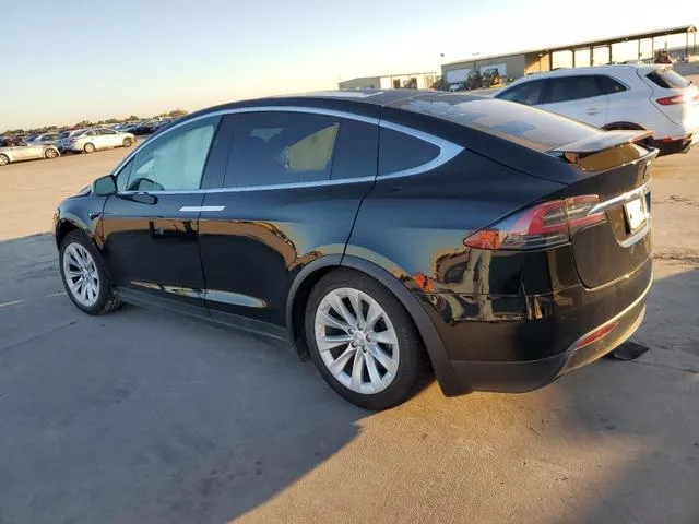 5YJXCAE29KF187099 2019 2019 Tesla MODEL X 2