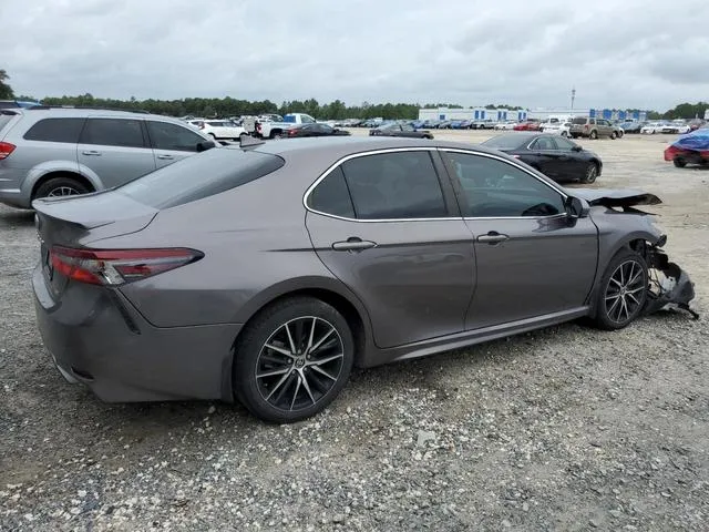 4T1G11AK6MU581497 2021 2021 Toyota Camry- SE 3