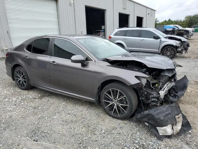 4T1G11AK6MU581497 2021 2021 Toyota Camry- SE 4