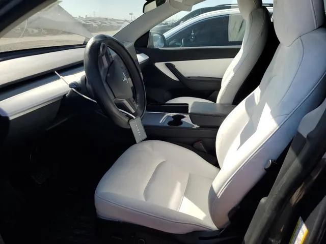 5YJYGDEE0MF186866 2021 2021 Tesla MODEL Y 7