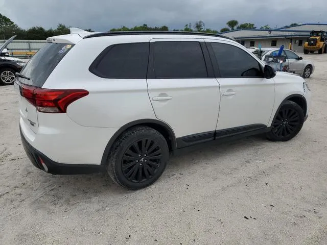 JA4AD3A38LZ043403 2020 2020 Mitsubishi Outlander- SE 3