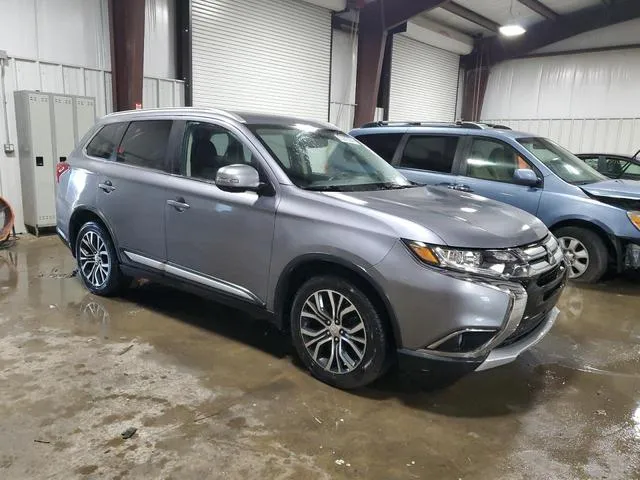 JA4AZ3A39JJ006325 2018 2018 Mitsubishi Outlander- SE 4