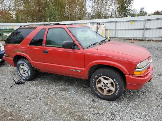 1GNCT18W5YK210040 2000 2000 Chevrolet Blazer 4