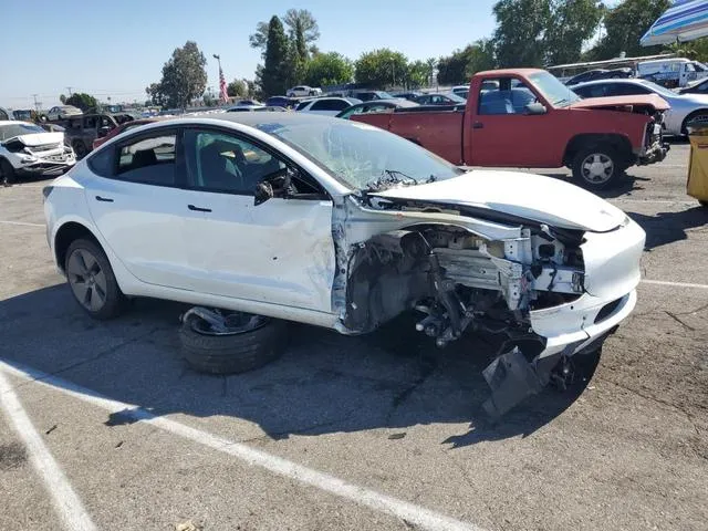 5YJ3E1EB8NF357630 2022 2022 Tesla MODEL 3 4